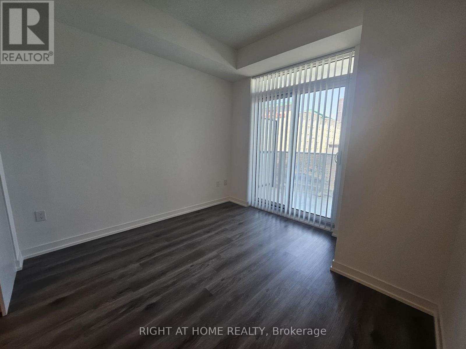 316 - 28 Interchange Way, Vaughan, Ontario  L4K 0P8 - Photo 7 - N13564802