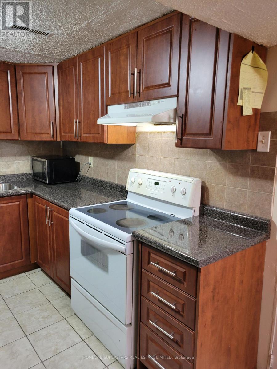 3 Scotia Drive, Brampton, Ontario  L6Y 2W3 - Photo 23 - W13564736