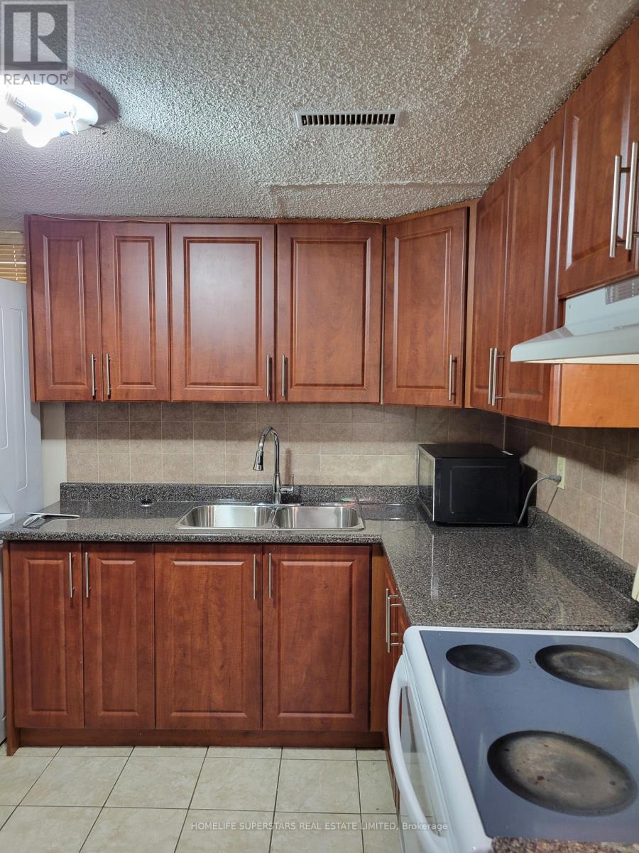 3 Scotia Drive, Brampton, Ontario  L6Y 2W3 - Photo 24 - W13564736