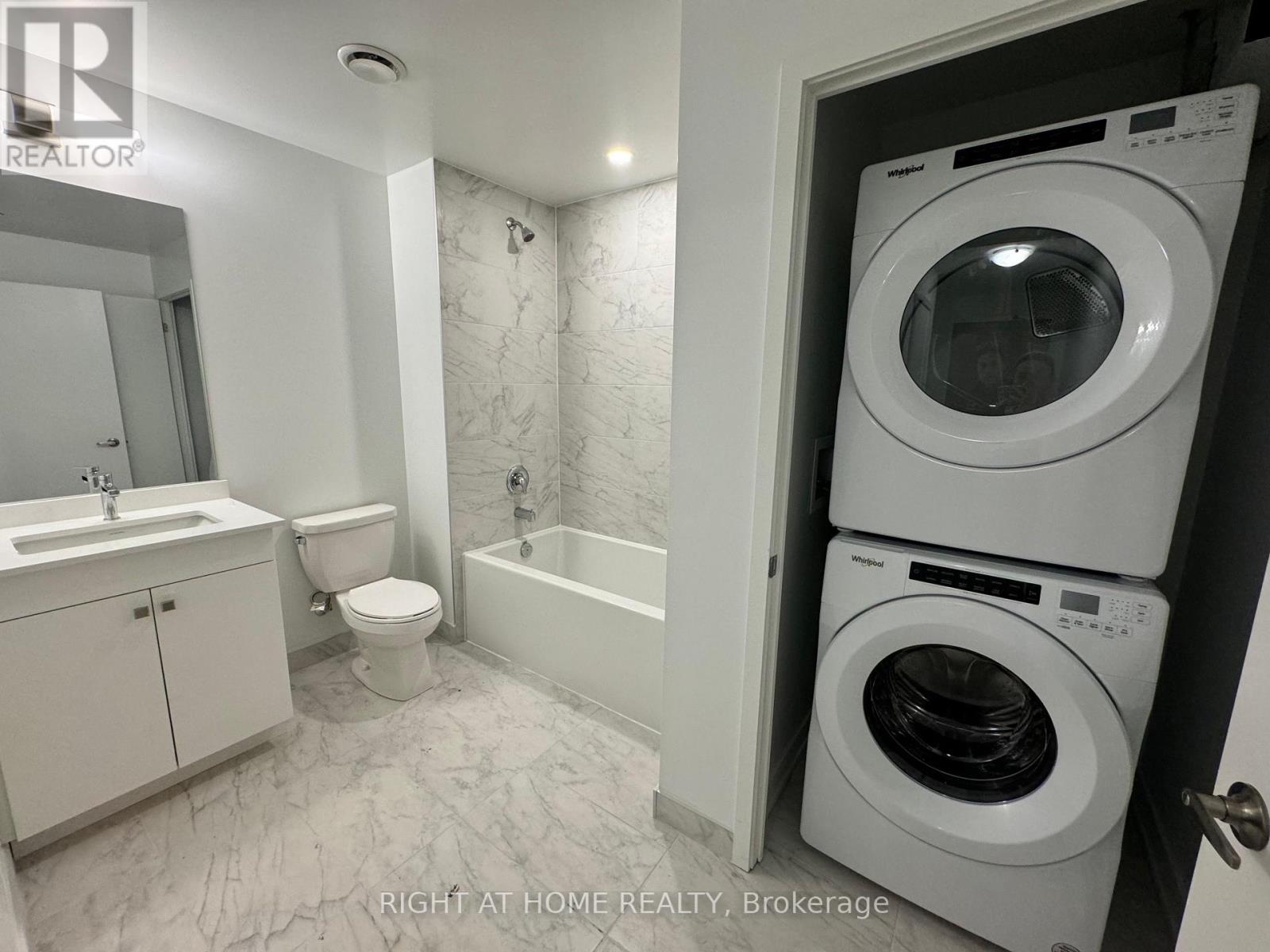 714 - 1035 Southdown Road, Mississauga, Ontario  L5J 0A2 - Photo 4 - W13564824