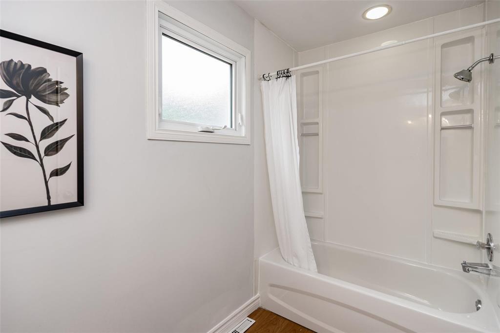 43 Triton Bay, Winnipeg, Manitoba R2M 2E8 - Photo 21 - 202616592