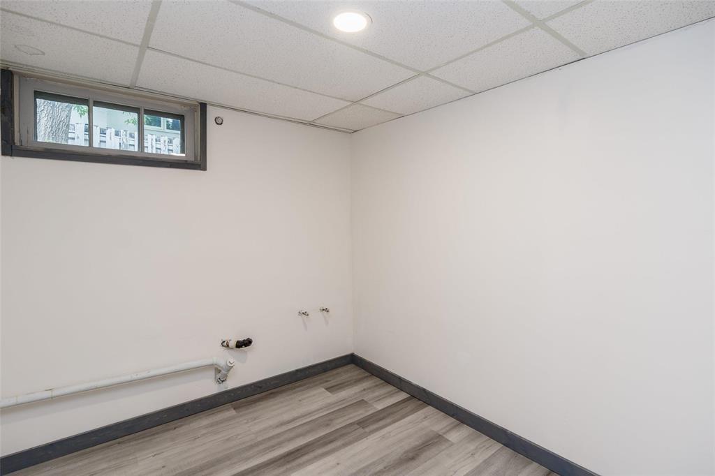 43 Triton Bay, Winnipeg, Manitoba R2M 2E8 - Photo 37 - 202616592