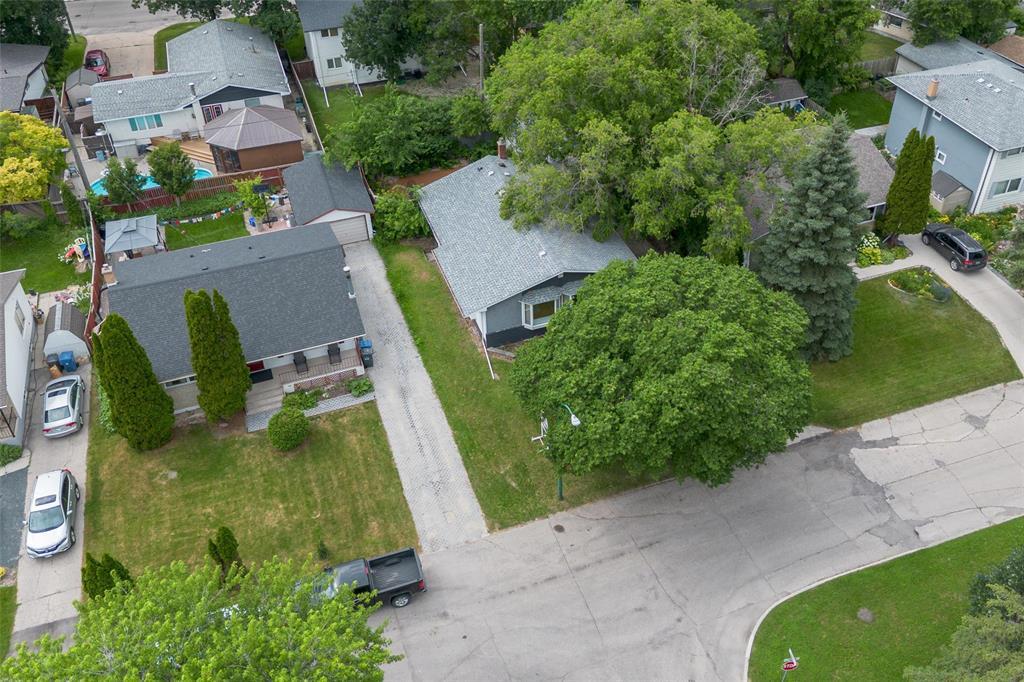 43 Triton Bay, Winnipeg, Manitoba R2M 2E8 - Photo 45 - 202616592