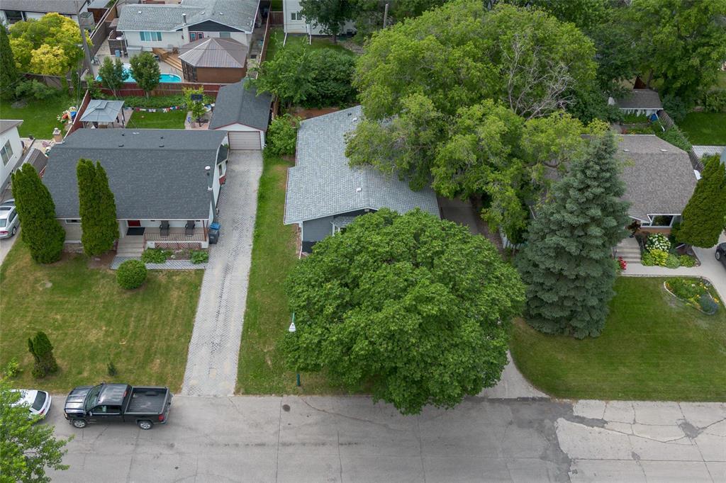 43 Triton Bay, Winnipeg, Manitoba R2M 2E8 - Photo 46 - 202616592
