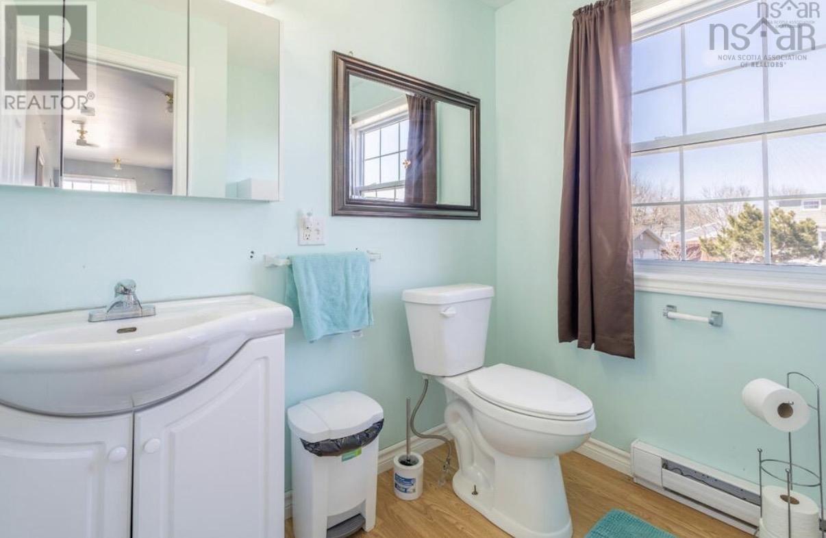 3752 Ellsworth Avenue, New Waterford, Nova Scotia  B1H 2H8 - Photo 13 - 202617532