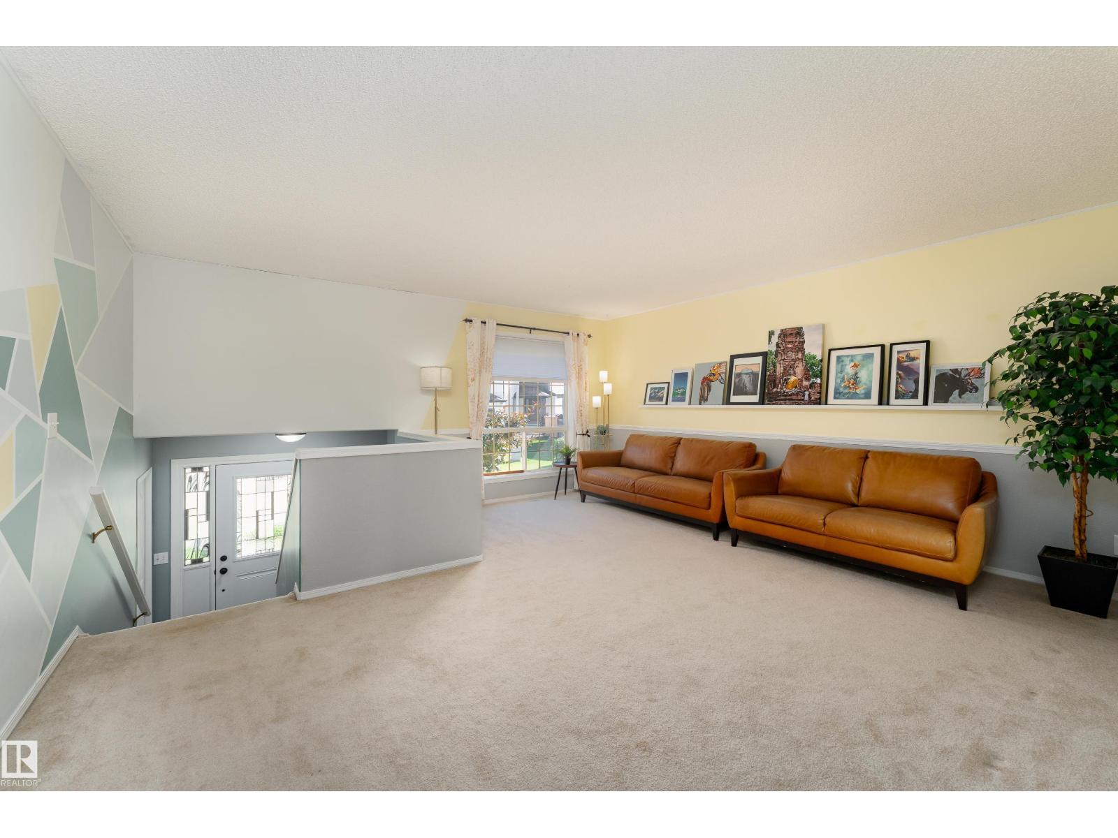 2216 134 Av NW, Edmonton, Alberta  T5A 4Y4 - Photo 11 - E4498831