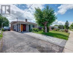 31 FRANKTON CRESCENT, Toronto, Ontario