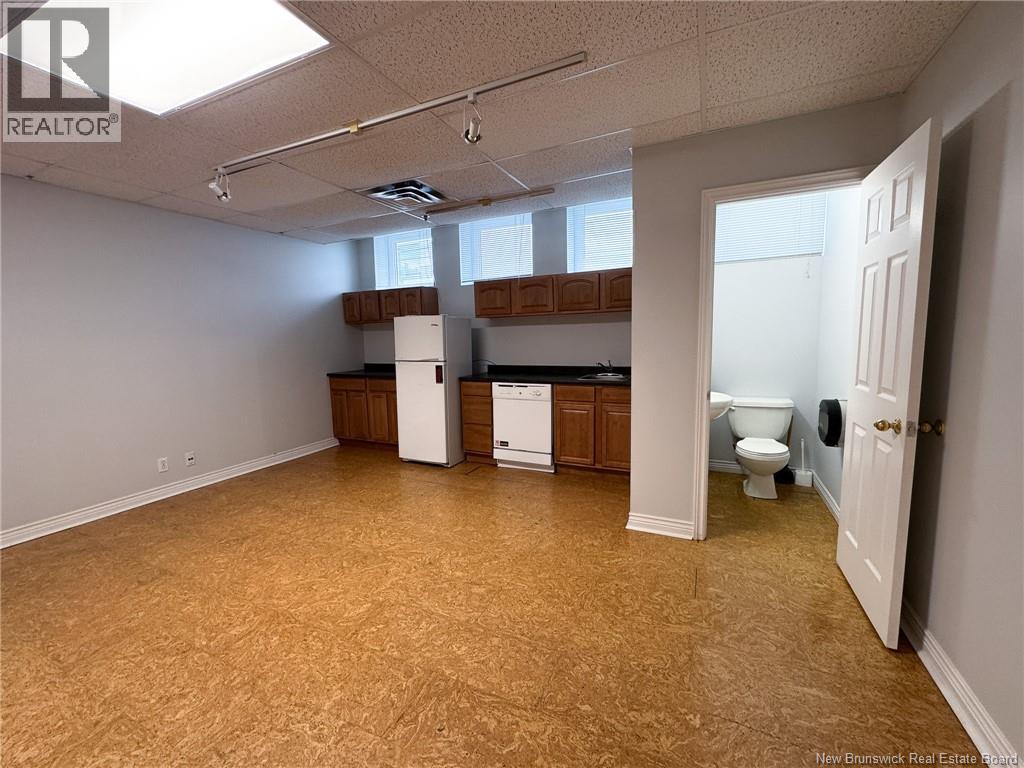 1111 Main Street, Moncton, New Brunswick  E1C 1H3 - Photo 18 - NB143842