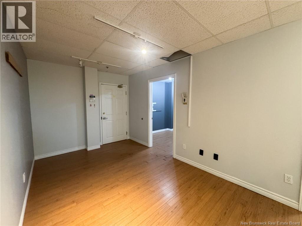 1111 Main Street, Moncton, New Brunswick  E1C 1H3 - Photo 12 - NB143842