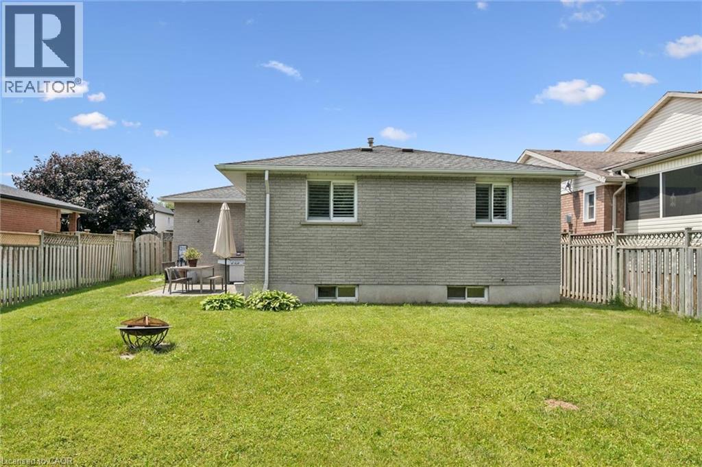 122 Lisbon Pines Drive, Cambridge, Ontario  N1R 8C7 - Photo 24 - 40840170