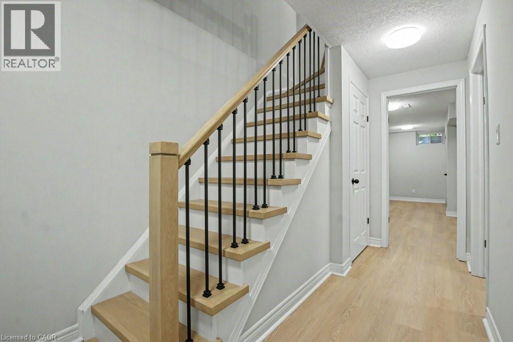 400 Laurel Gate Drive, Waterloo, Ontario  N2T 2S6 - Photo 25 - 40845860