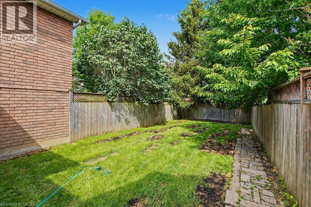 400 Laurel Gate Drive, Waterloo, Ontario  N2T 2S6 - Photo 35 - 40845860