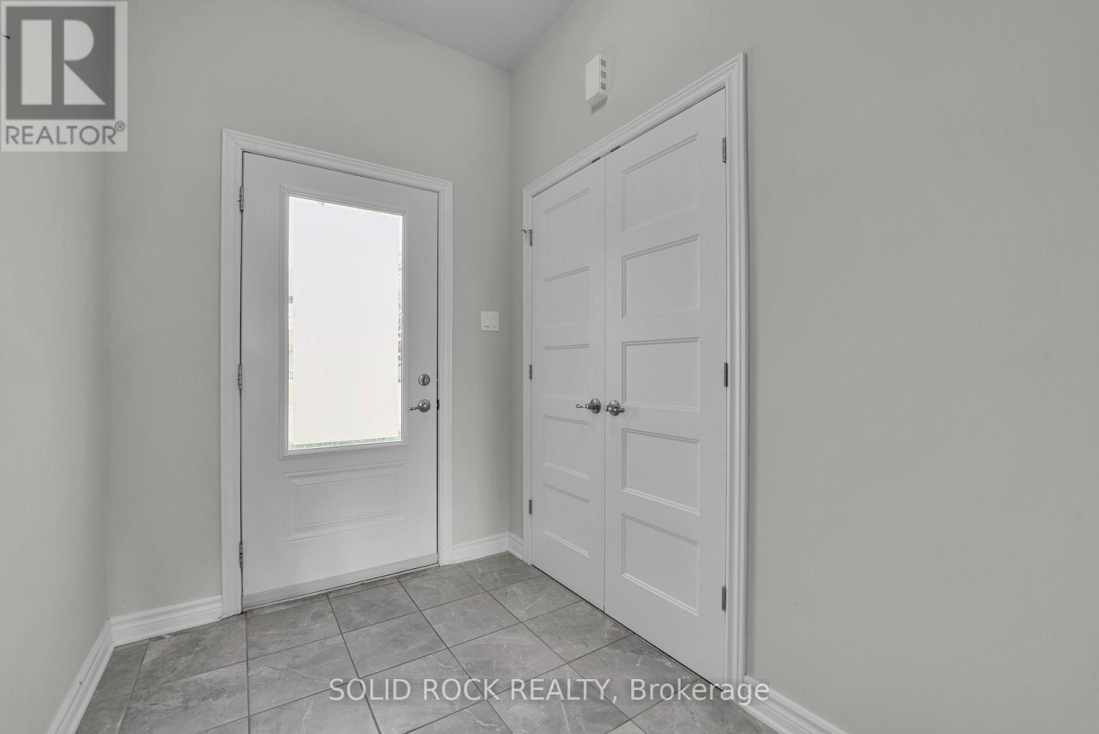 82 O'donovan Drive, Carleton Place, Ontario  K7C 0S2 - Photo 3 - X13565002