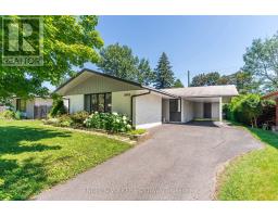 2995 COWAN CRESCENT, Ottawa, Ontario