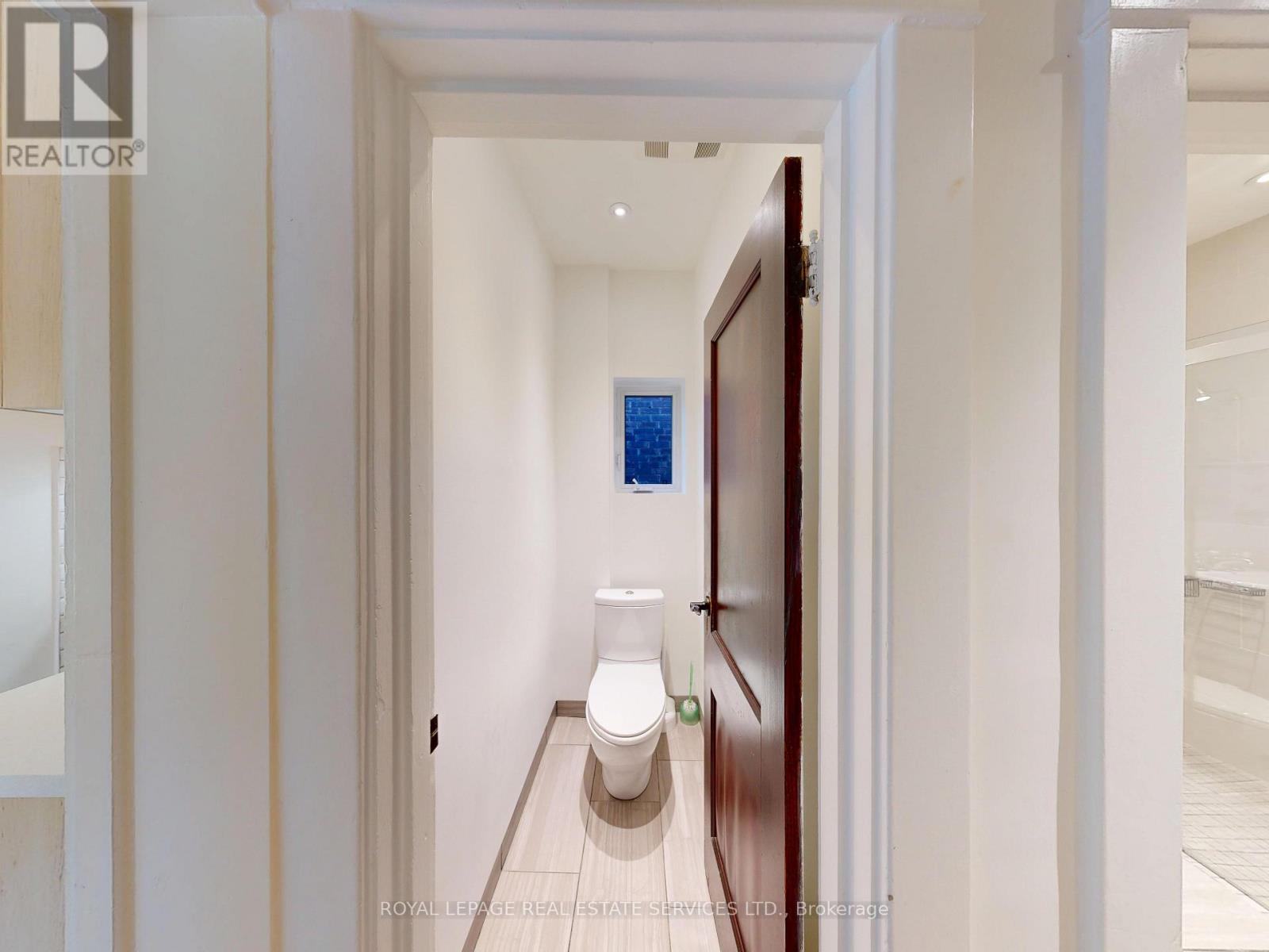 Upper Level - 130a Westminster Avenue, Toronto, Ontario M6R 1N5 - Photo 21 - W13565004