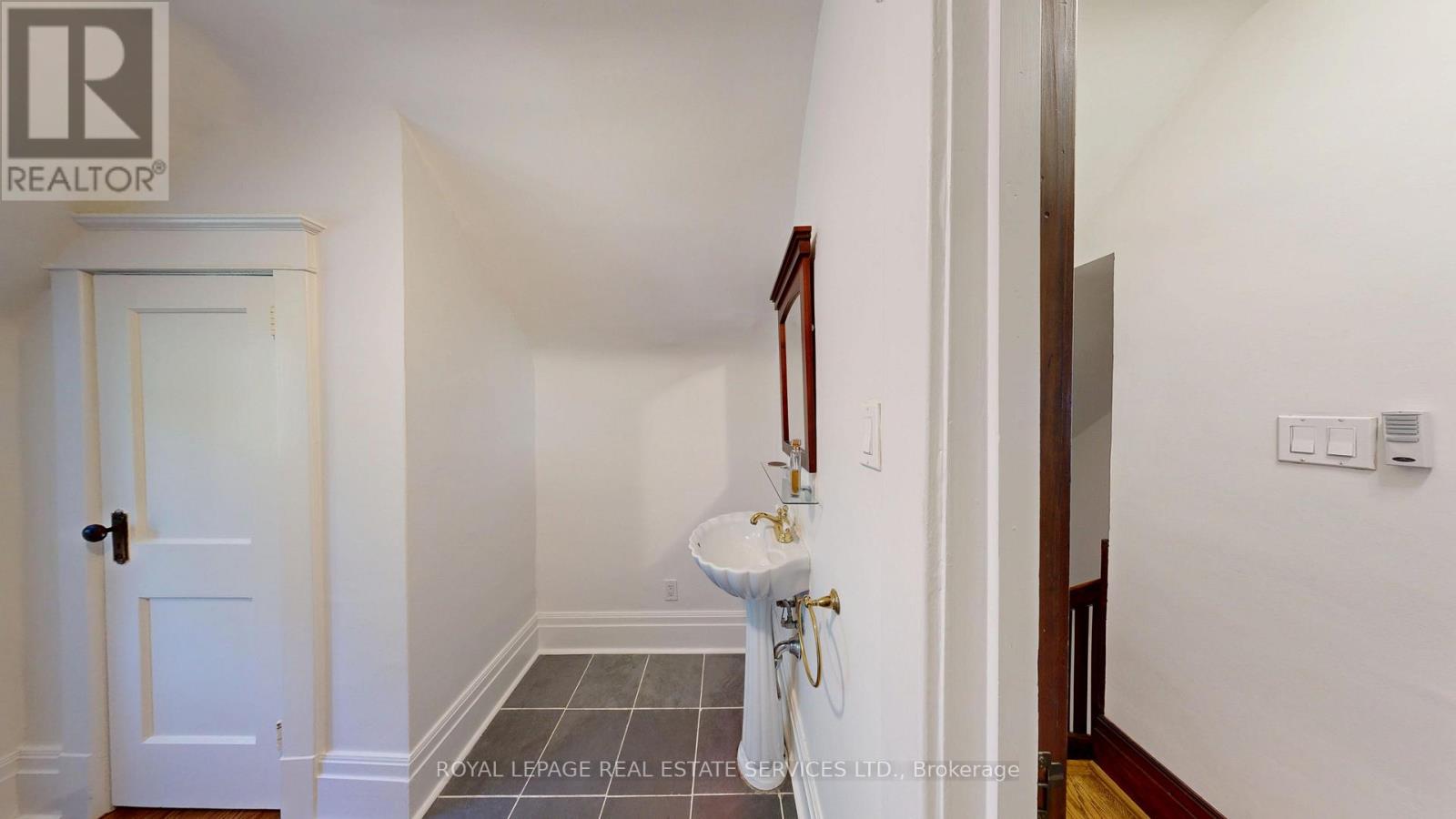Upper Level - 130a Westminster Avenue, Toronto, Ontario M6R 1N5 - Photo 37 - W13565004