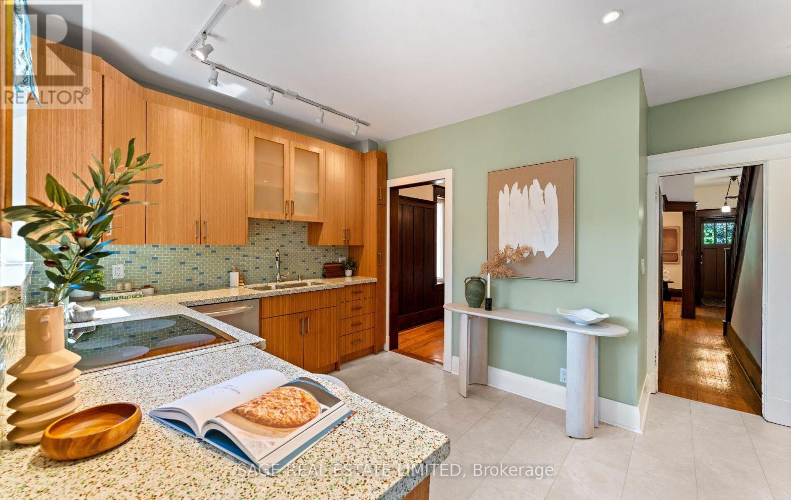 124 Evans Avenue, Toronto, Ontario M6S 3V8 - Photo 10 - W13565038
