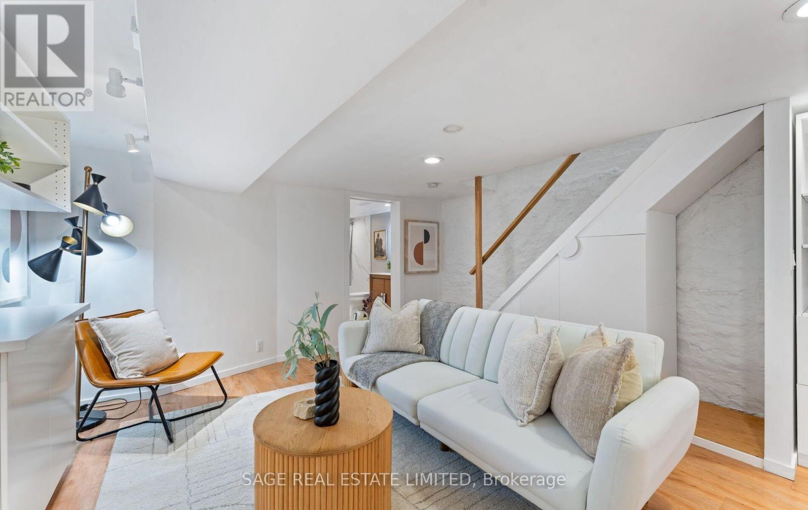 124 Evans Avenue, Toronto, Ontario M6S 3V8 - Photo 25 - W13565038
