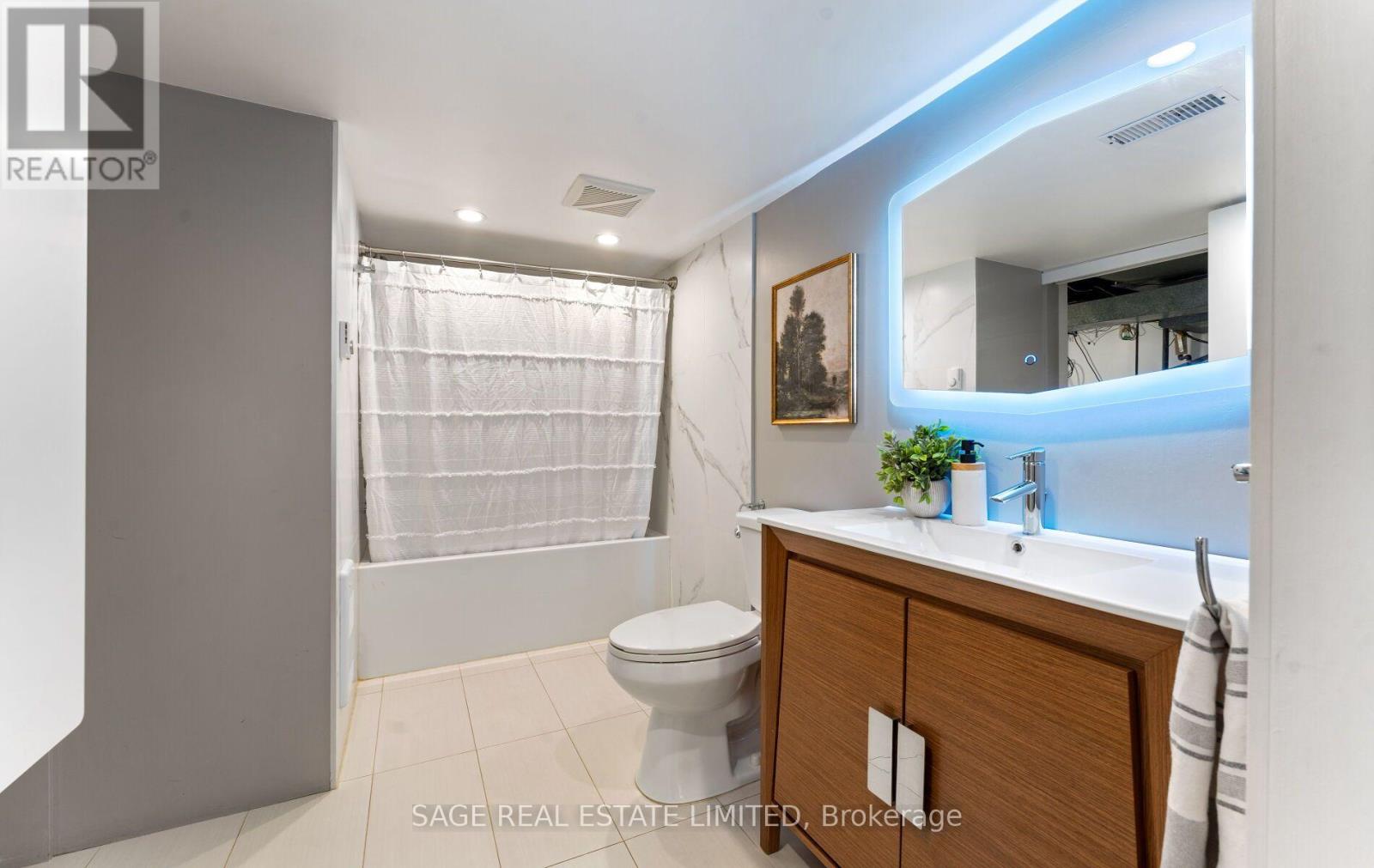 124 Evans Avenue, Toronto, Ontario M6S 3V8 - Photo 32 - W13565038