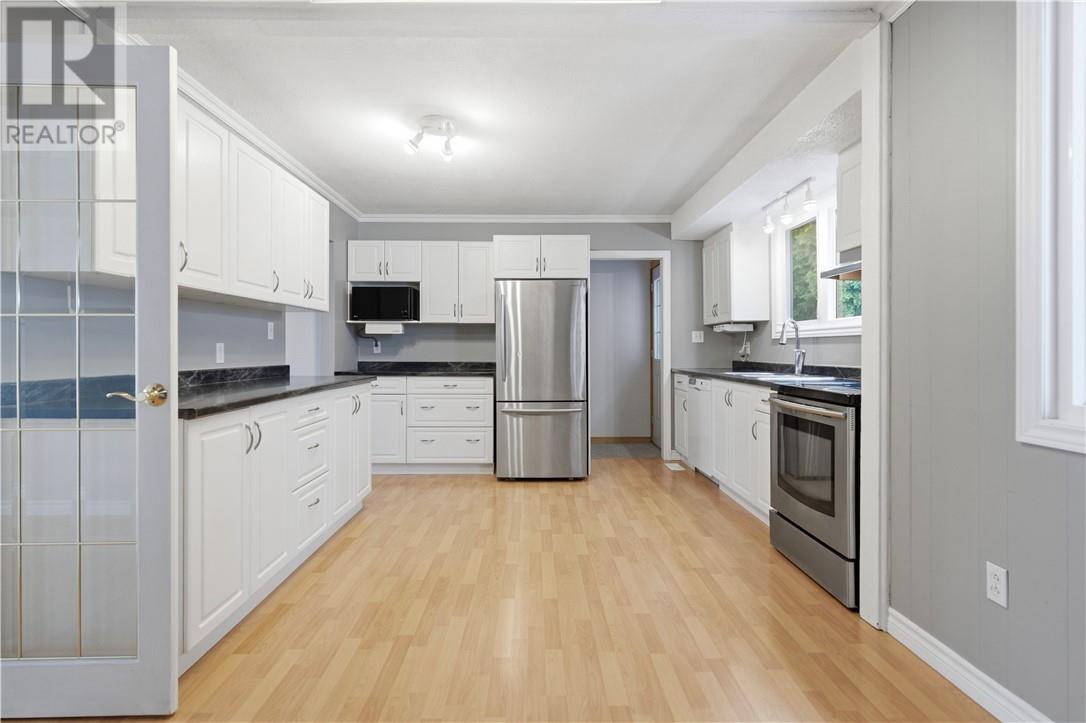 77 Morin Street, Chelmsford, Ontario P0M 1L0 - Photo 9 - 2129105