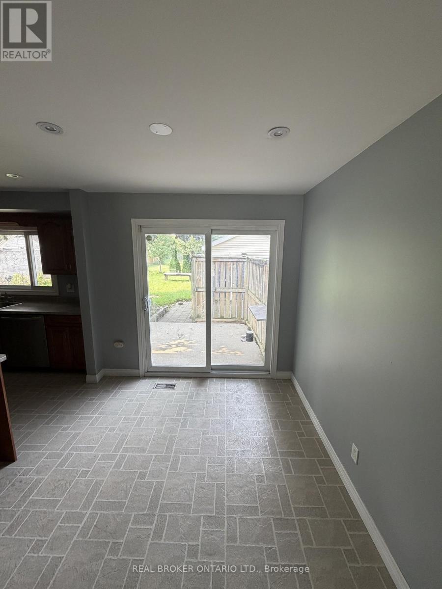 49 Jane Street, Haldimand, Ontario  N0A 1H0 - Photo 2 - X13565006