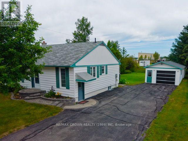 1412 Prince Street, Hearst, Ontario  P0L 1N0 - Photo 2 - T13565110
