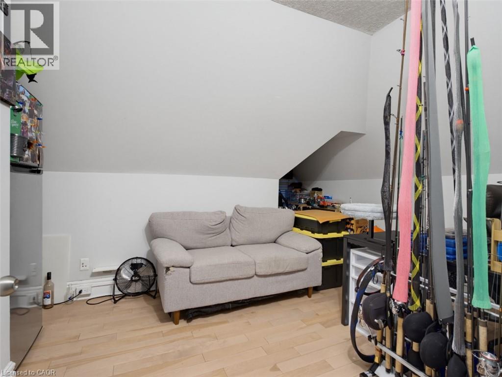 500 COLBORNE Street Unit# 2 - Photo 18
