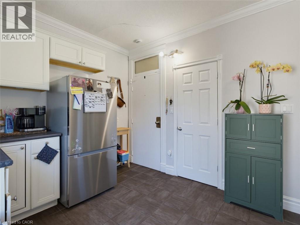 500 COLBORNE Street Unit# 2 - Photo 6