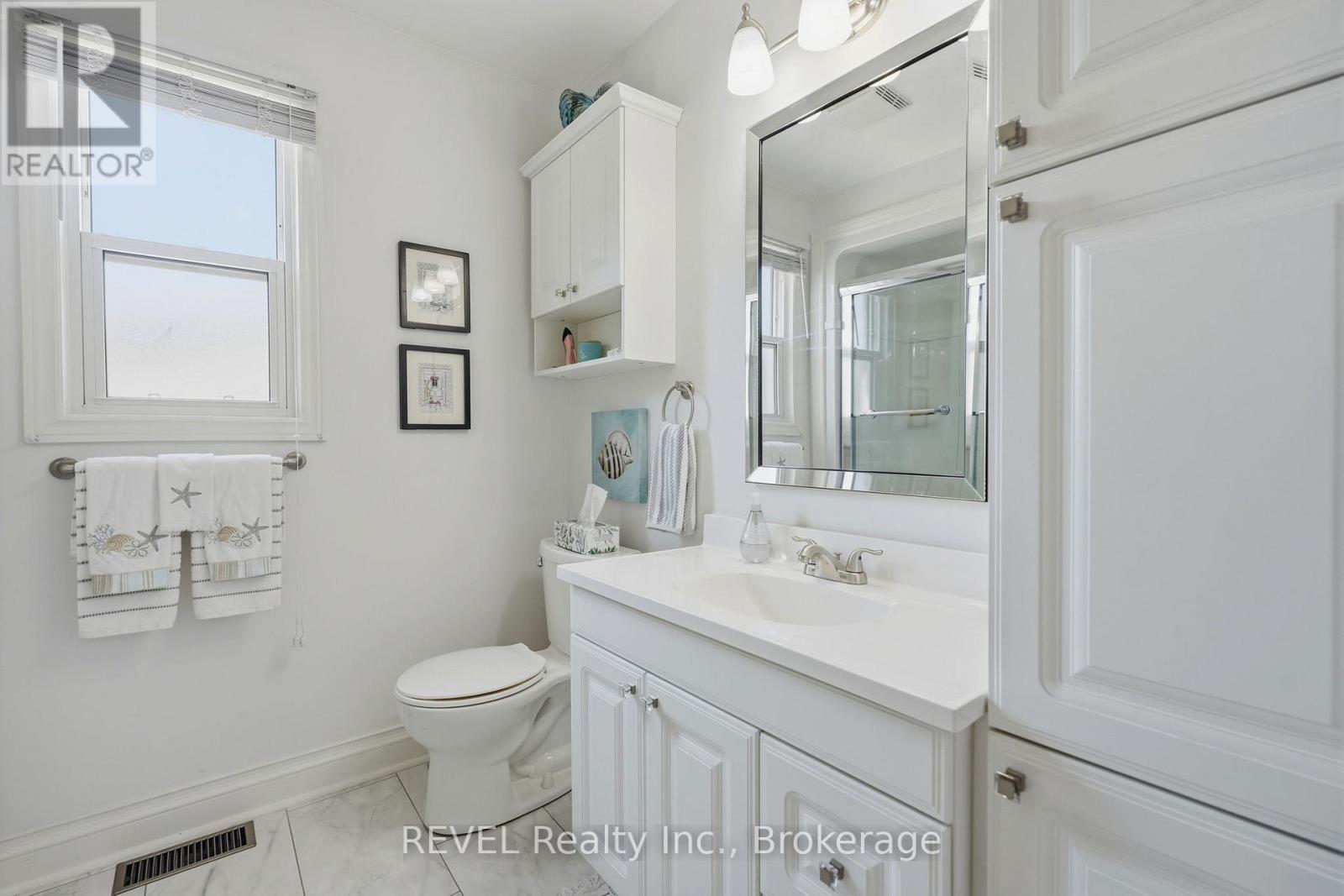 180 Louth Street, St. Catharines, Ontario  L2S 2R3 - Photo 18 - X13565126
