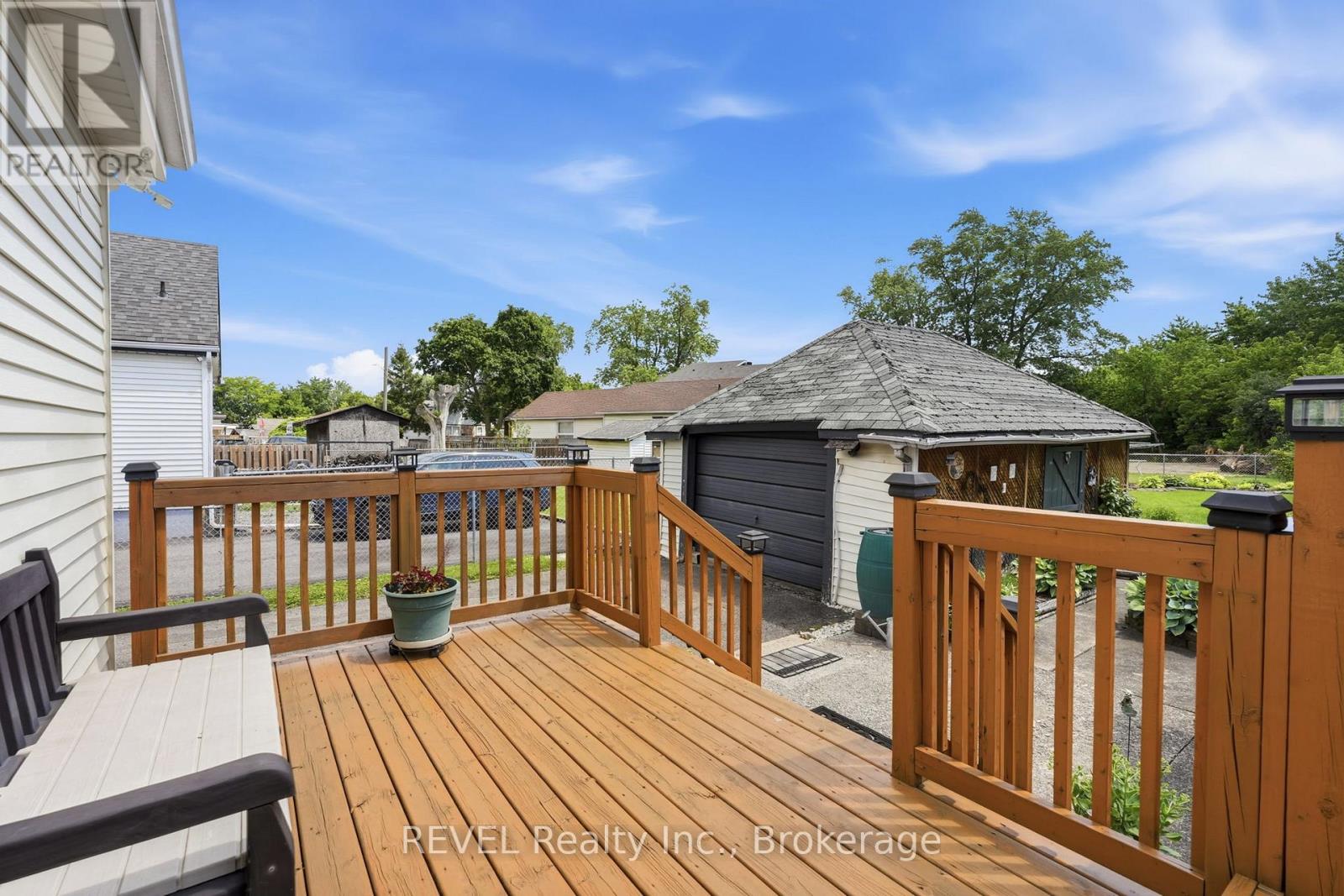 180 Louth Street, St. Catharines, Ontario  L2S 2R3 - Photo 32 - X13565126