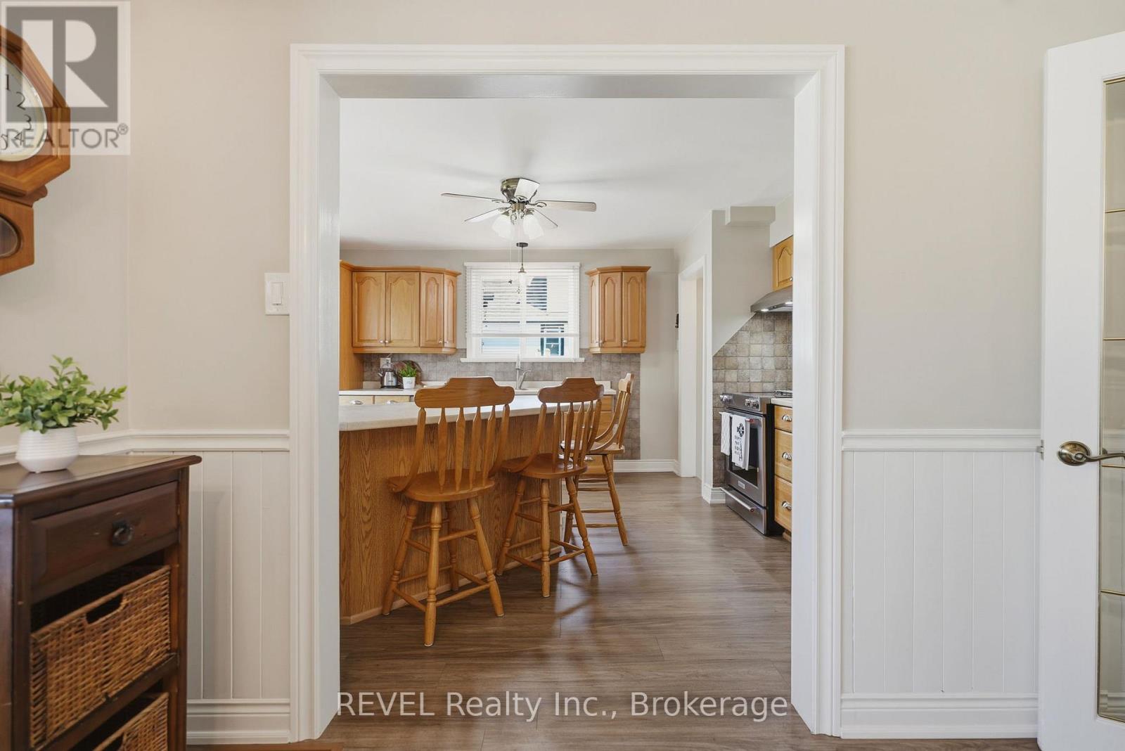 180 Louth Street, St. Catharines, Ontario  L2S 2R3 - Photo 8 - X13565126