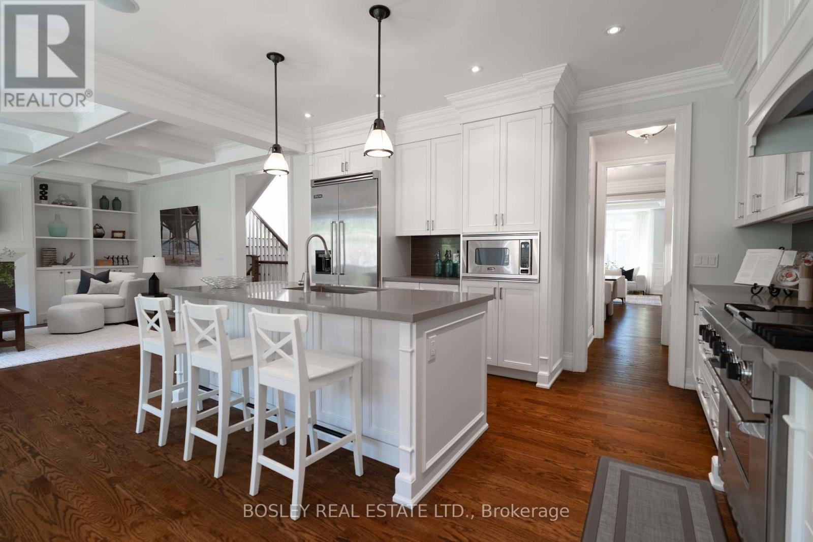 61 Rykert Crescent, Toronto, Ontario  M4G 2T2 - Photo 16 - C13565048