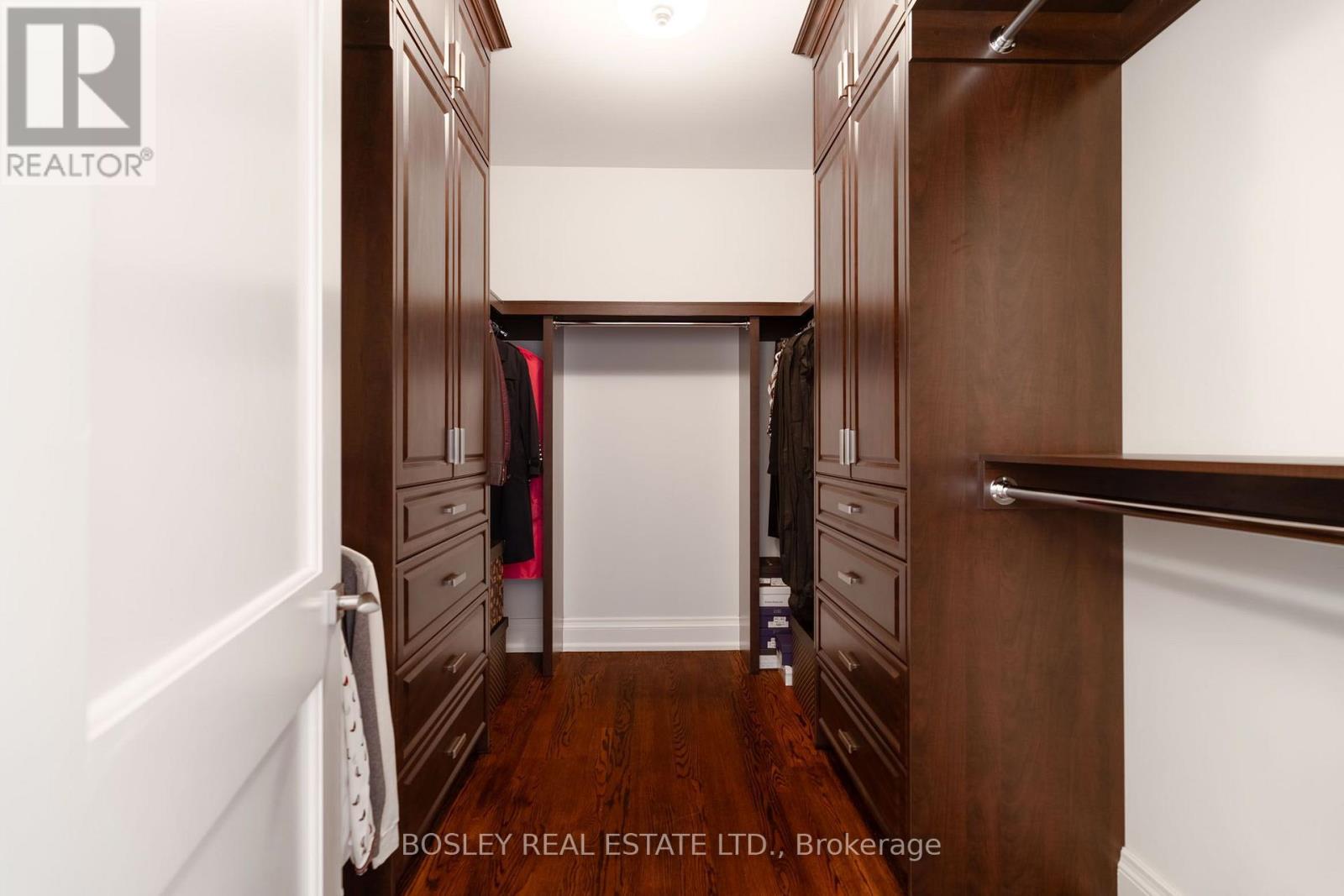 61 Rykert Crescent, Toronto, Ontario  M4G 2T2 - Photo 22 - C13565048