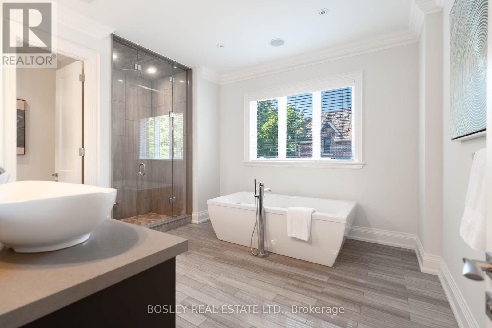 61 Rykert Crescent, Toronto, Ontario  M4G 2T2 - Photo 24 - C13565048