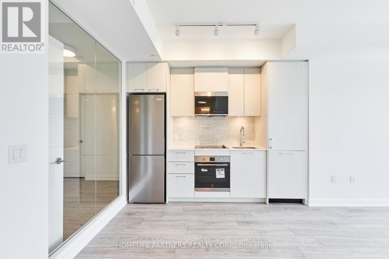 1307 - 10 Oak Street, Toronto, Ontario  M5A 0Z1 - Photo 3 - C13565162