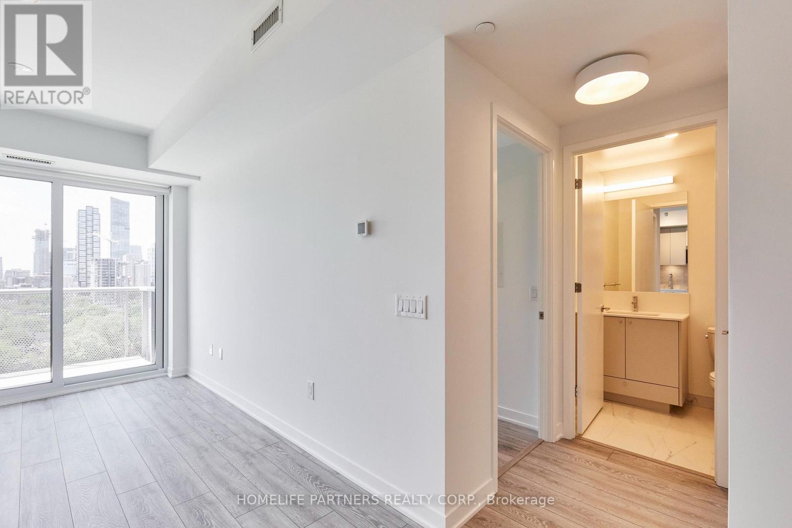 1307 - 10 Oak Street, Toronto, Ontario  M5A 0Z1 - Photo 9 - C13565162