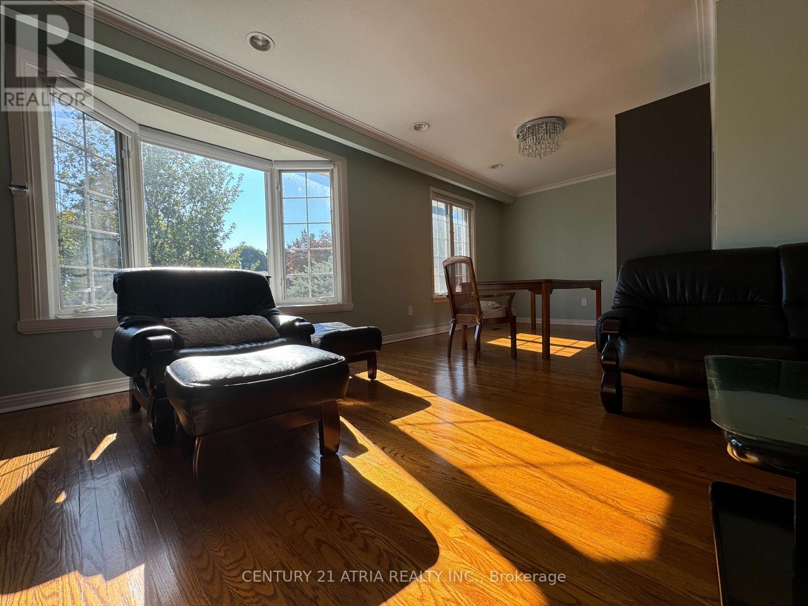 125 Amberjack Boulevard, Toronto, Ontario M1H 2J6 - Photo 7 - E13565156