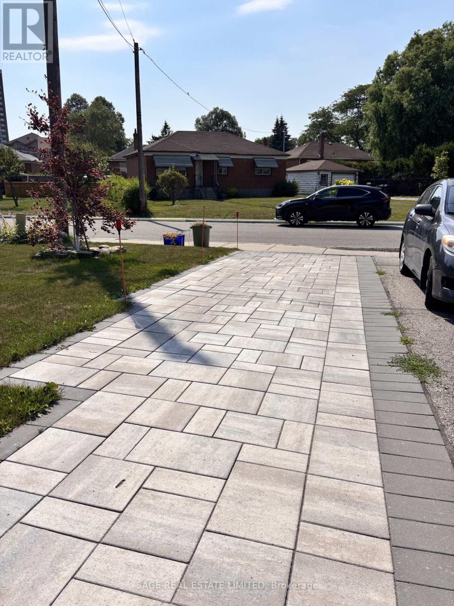 73 Cynthia Road, Toronto, Ontario  M6N 2P8 - Photo 12 - W13565078