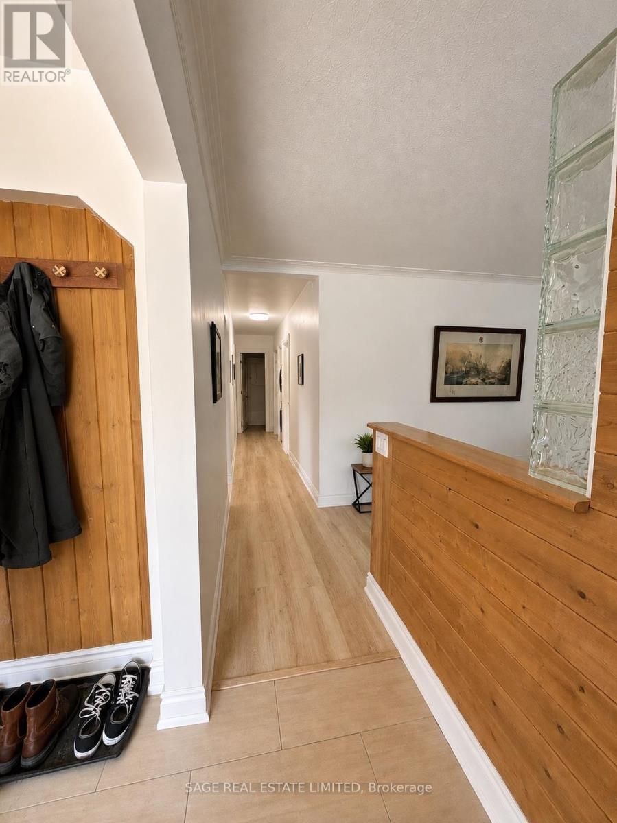 73 Cynthia Road, Toronto, Ontario  M6N 2P8 - Photo 2 - W13565078