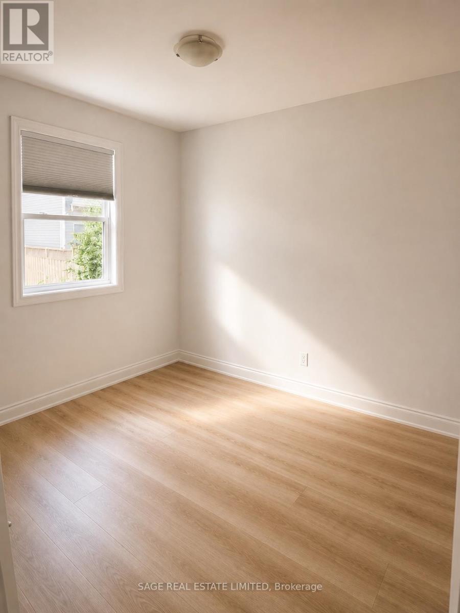 73 Cynthia Road, Toronto, Ontario  M6N 2P8 - Photo 7 - W13565078