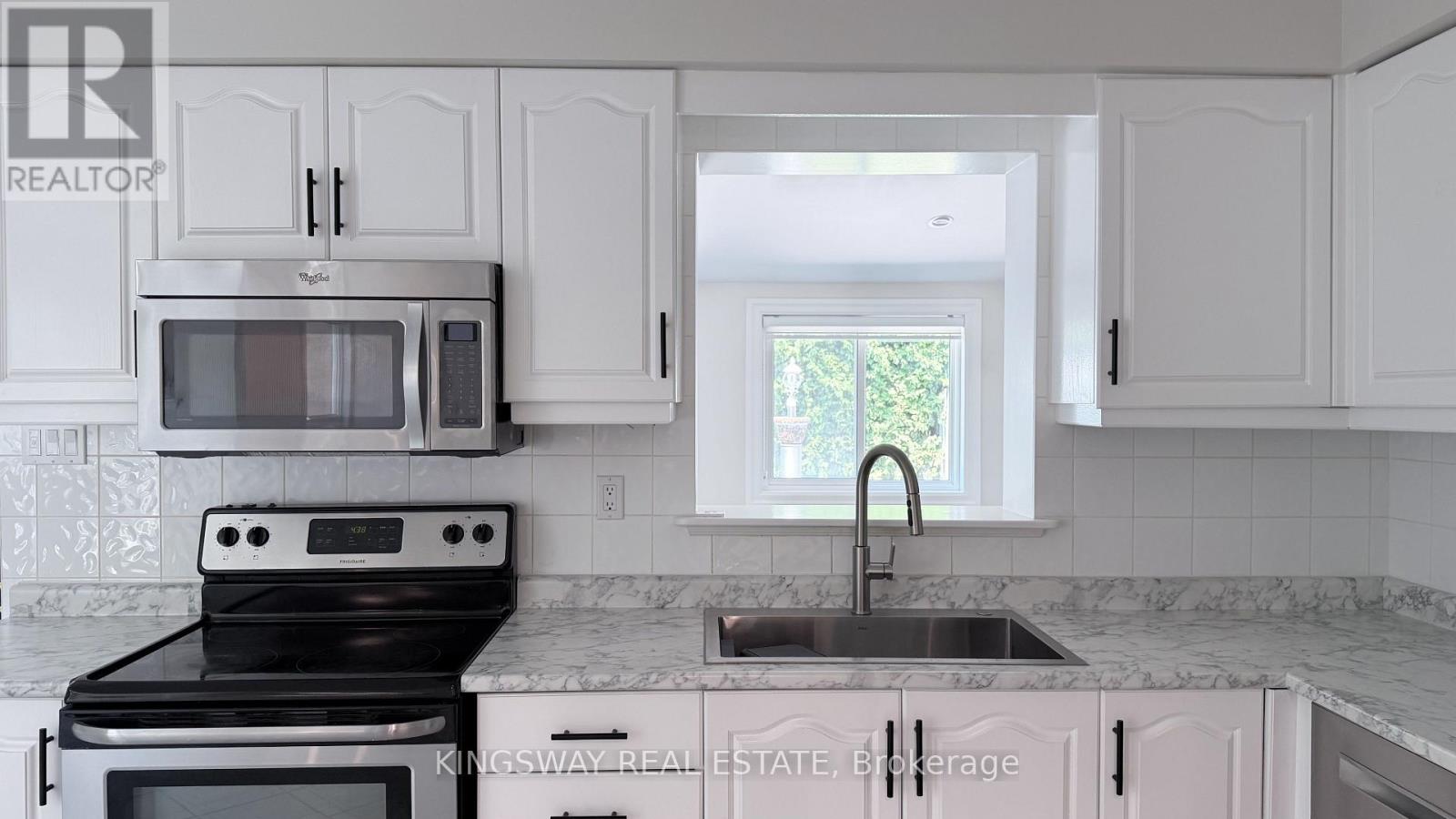 3123 Bartholomew Crescent, Mississauga, Ontario  L5N 3K9 - Photo 10 - W13565140