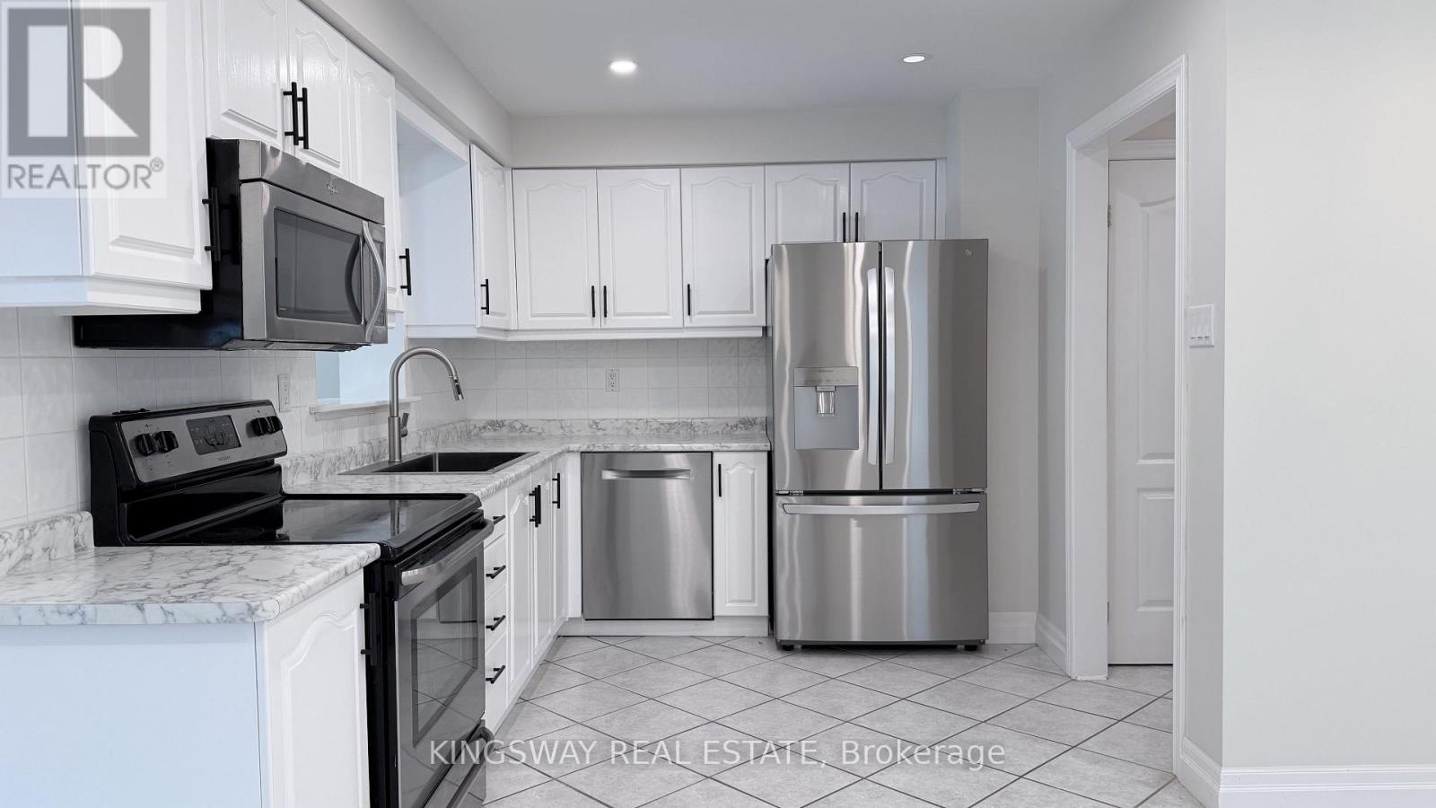 3123 Bartholomew Crescent, Mississauga, Ontario  L5N 3K9 - Photo 16 - W13565140