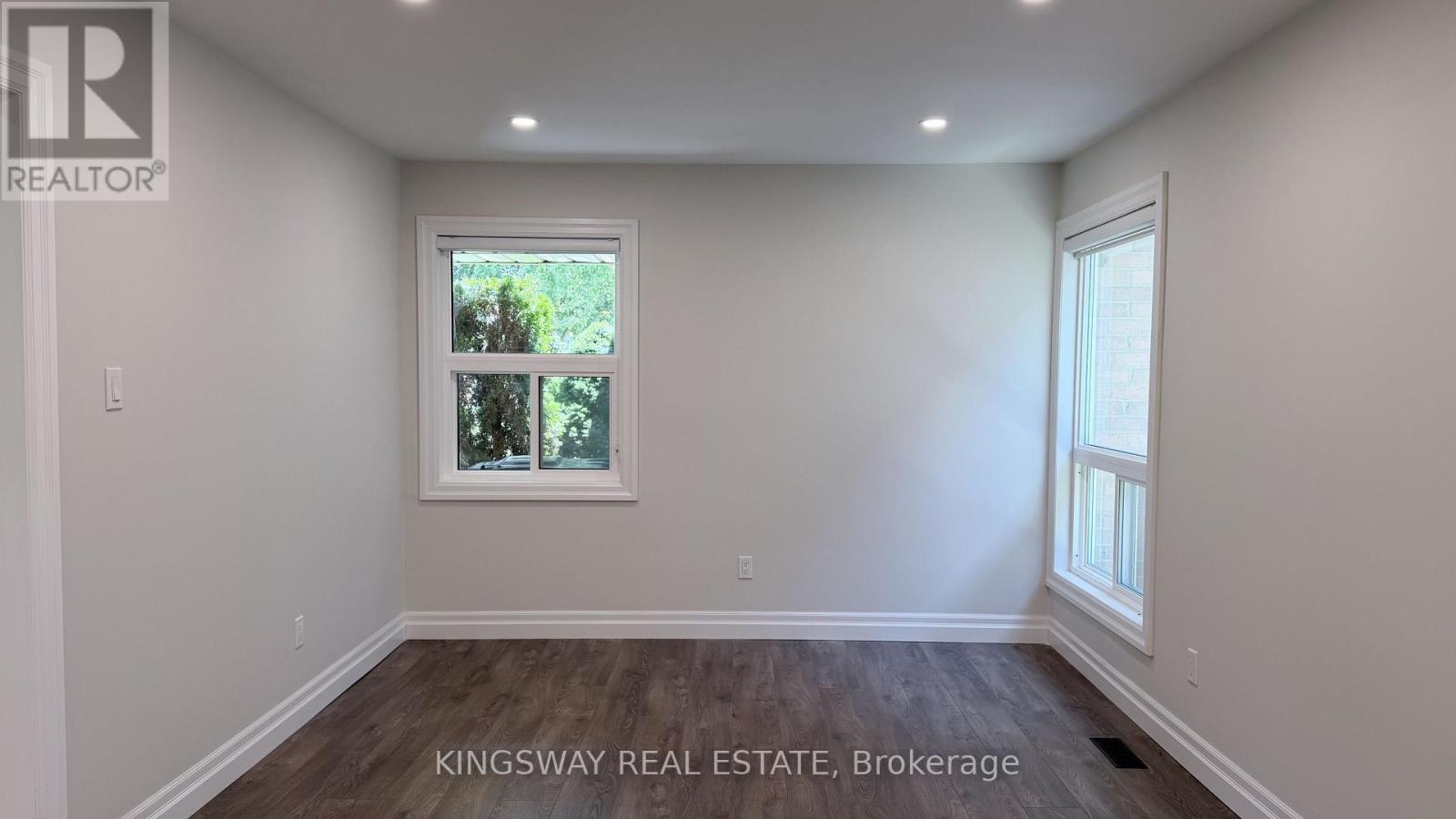 3123 Bartholomew Crescent, Mississauga, Ontario  L5N 3K9 - Photo 5 - W13565140