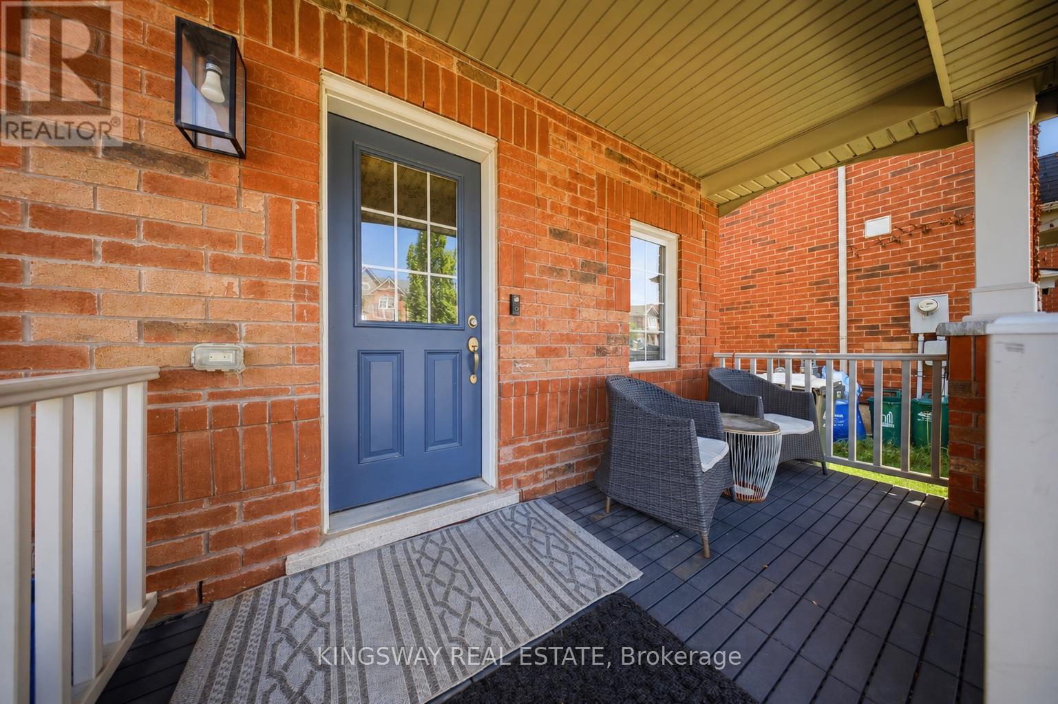 1032 Diefenbaker Street, Milton, Ontario  L9T 8H2 - Photo 2 - W13565144