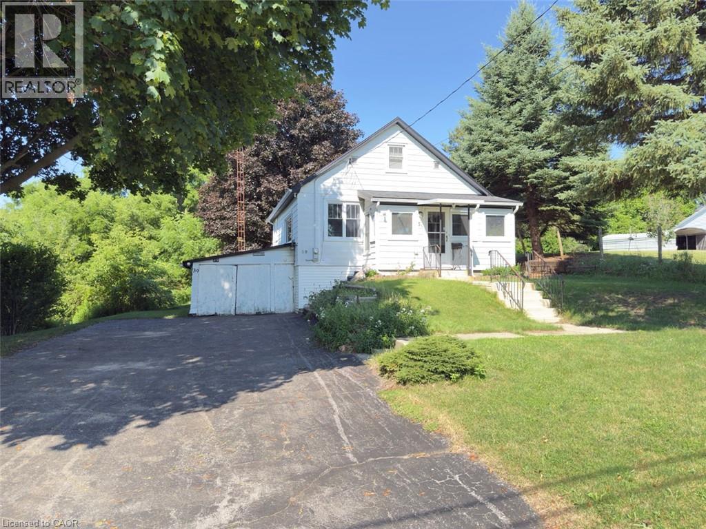 39 King Street S