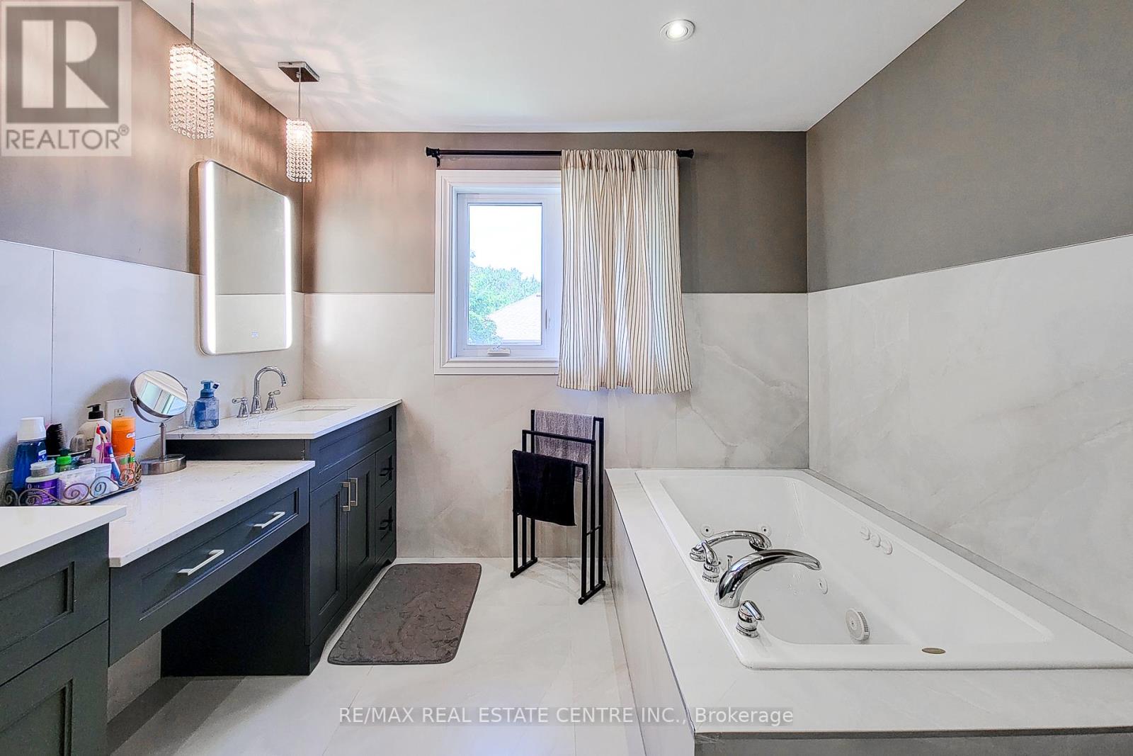656 Highvalley Road, Hamilton, Ontario  L9G 4E9 - Photo 26 - X13565076