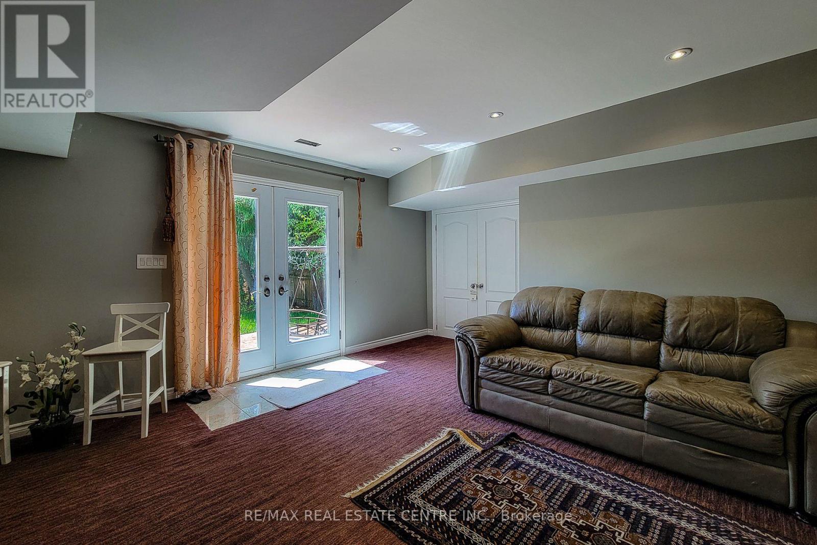 656 Highvalley Road, Hamilton, Ontario  L9G 4E9 - Photo 35 - X13565076
