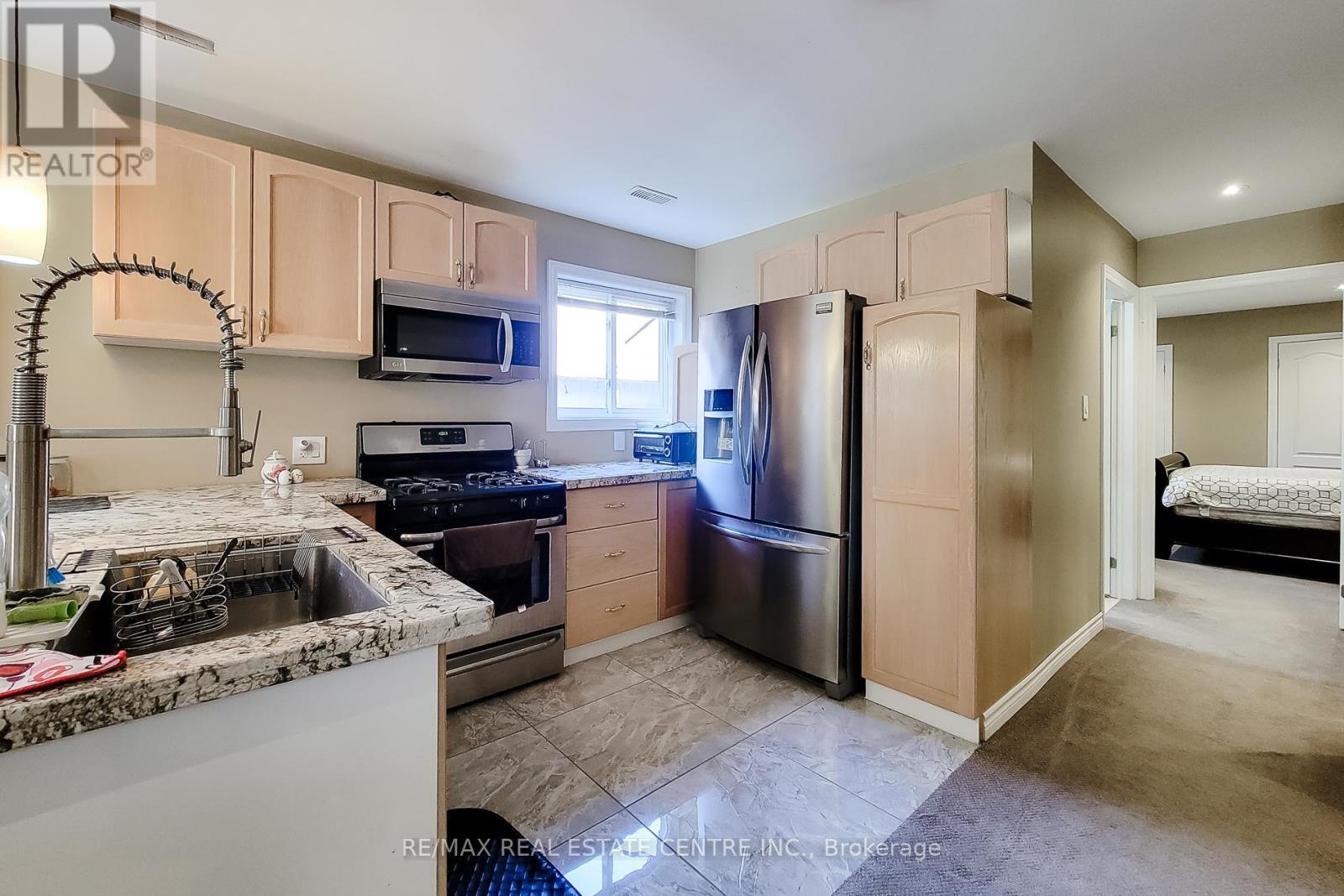 656 Highvalley Road, Hamilton, Ontario  L9G 4E9 - Photo 38 - X13565076