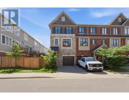 14 SNOWBERRY LANE, Hamilton, Ontario