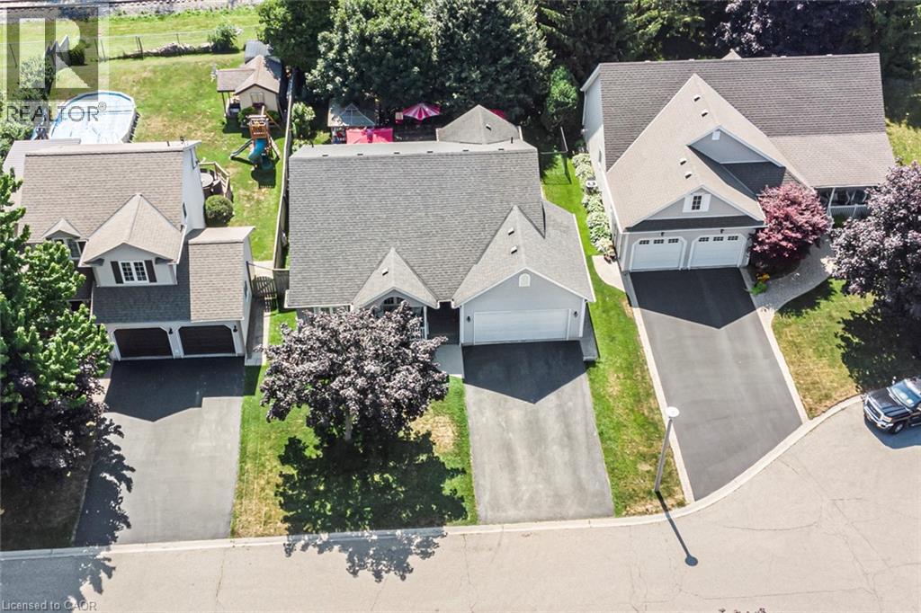 26 Maplewood Court, Dunnville, Ontario  N1A 3G8 - Photo 2 - 40847965